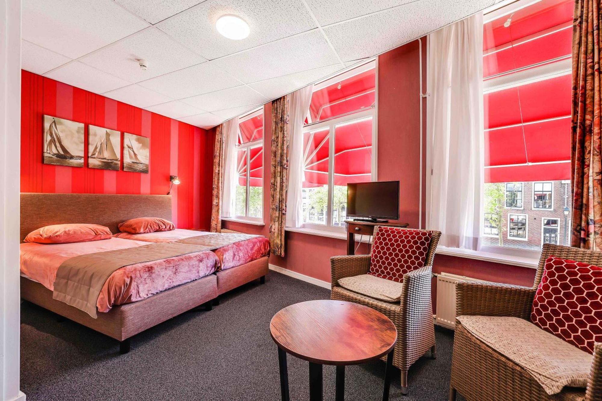 Hotel Restaurant 'T Heerenlogement هرلينجن المظهر الخارجي الصورة